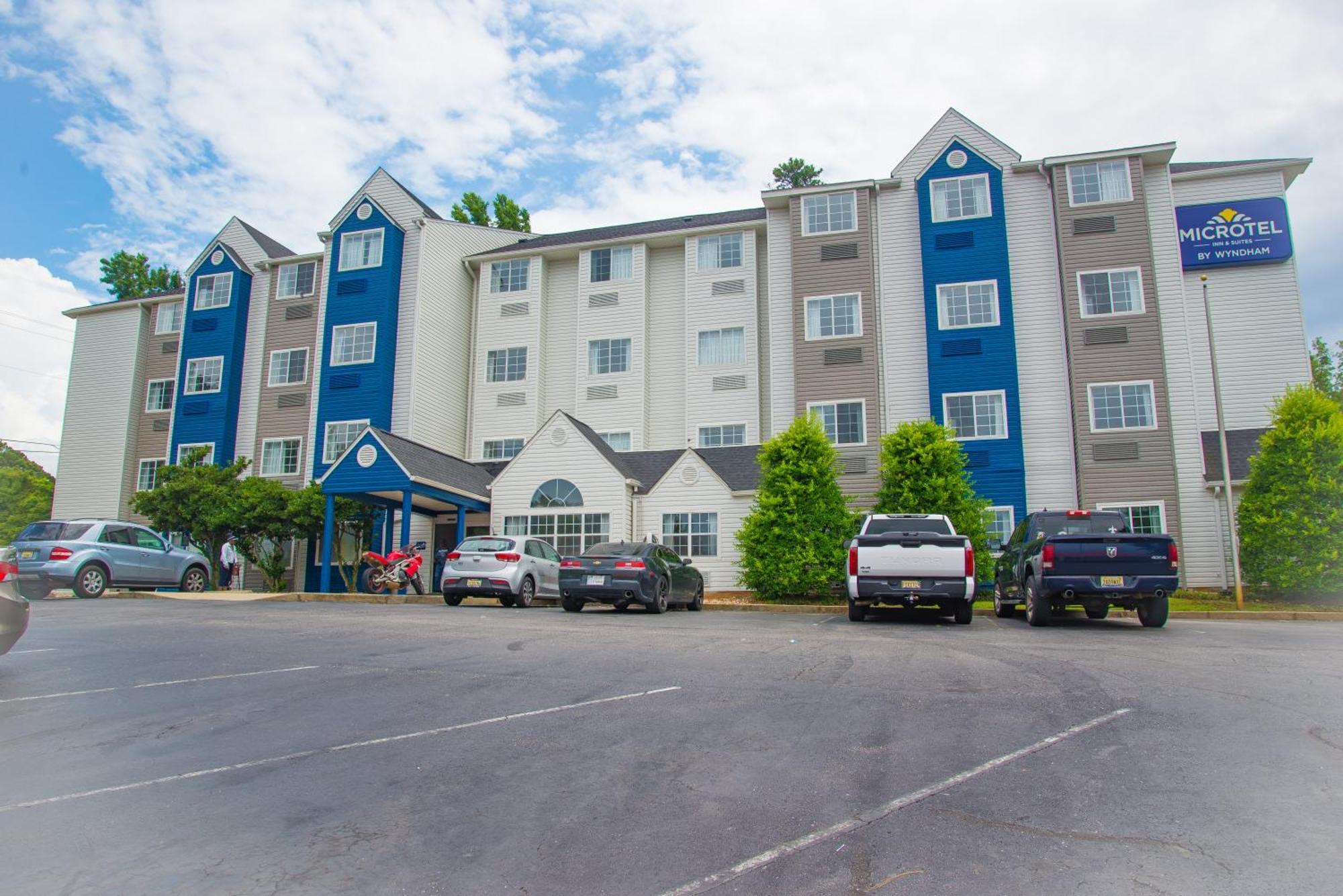 Microtel Inn & Suites By Wyndham Дафне Экстерьер фото